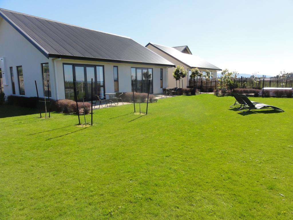 Pine Hill Lodge In Vineyard Mapua Exterior photo